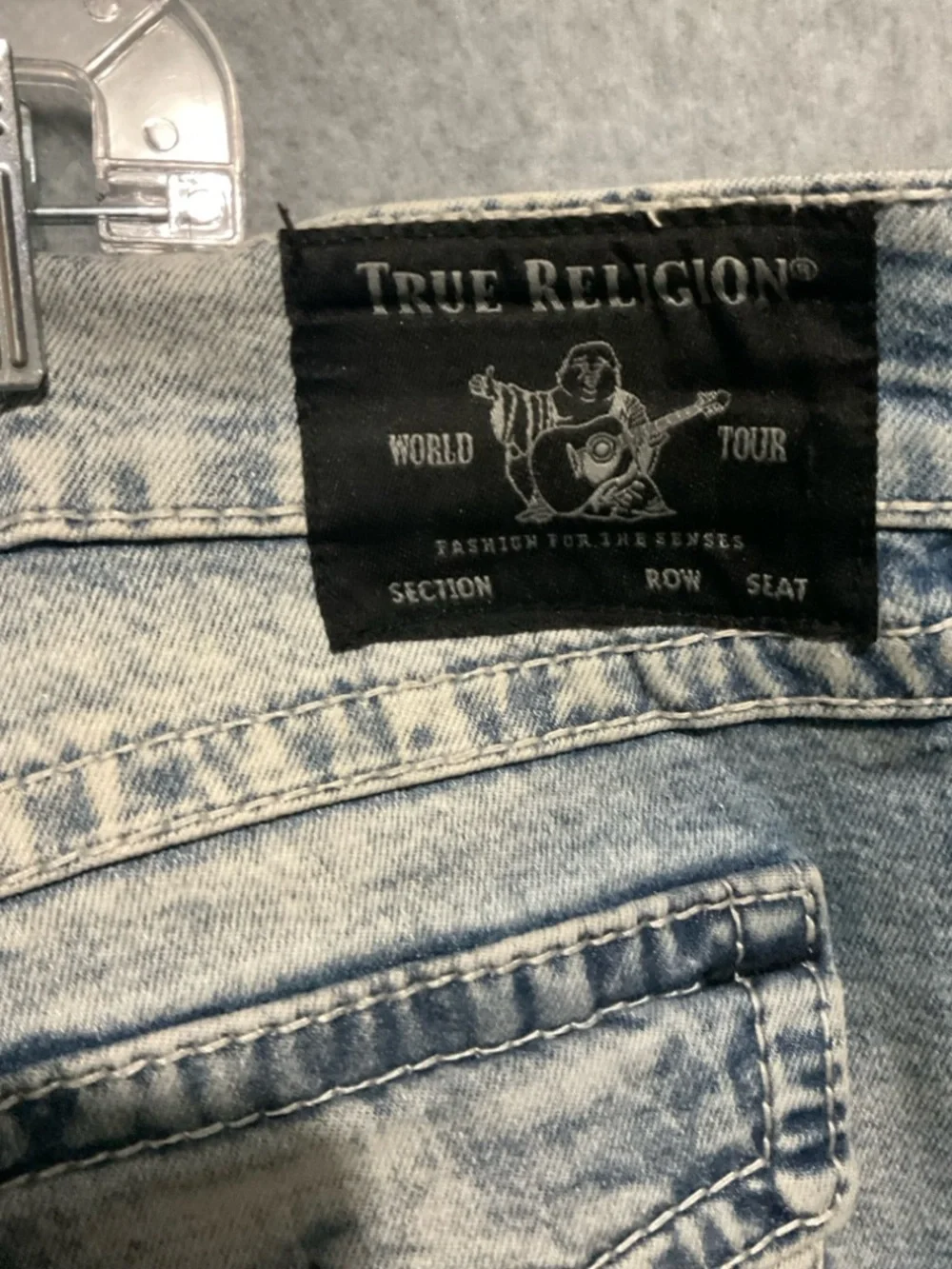 True Religion Rocco Relaxed Skinny Jeans in Light Blue Sz 40